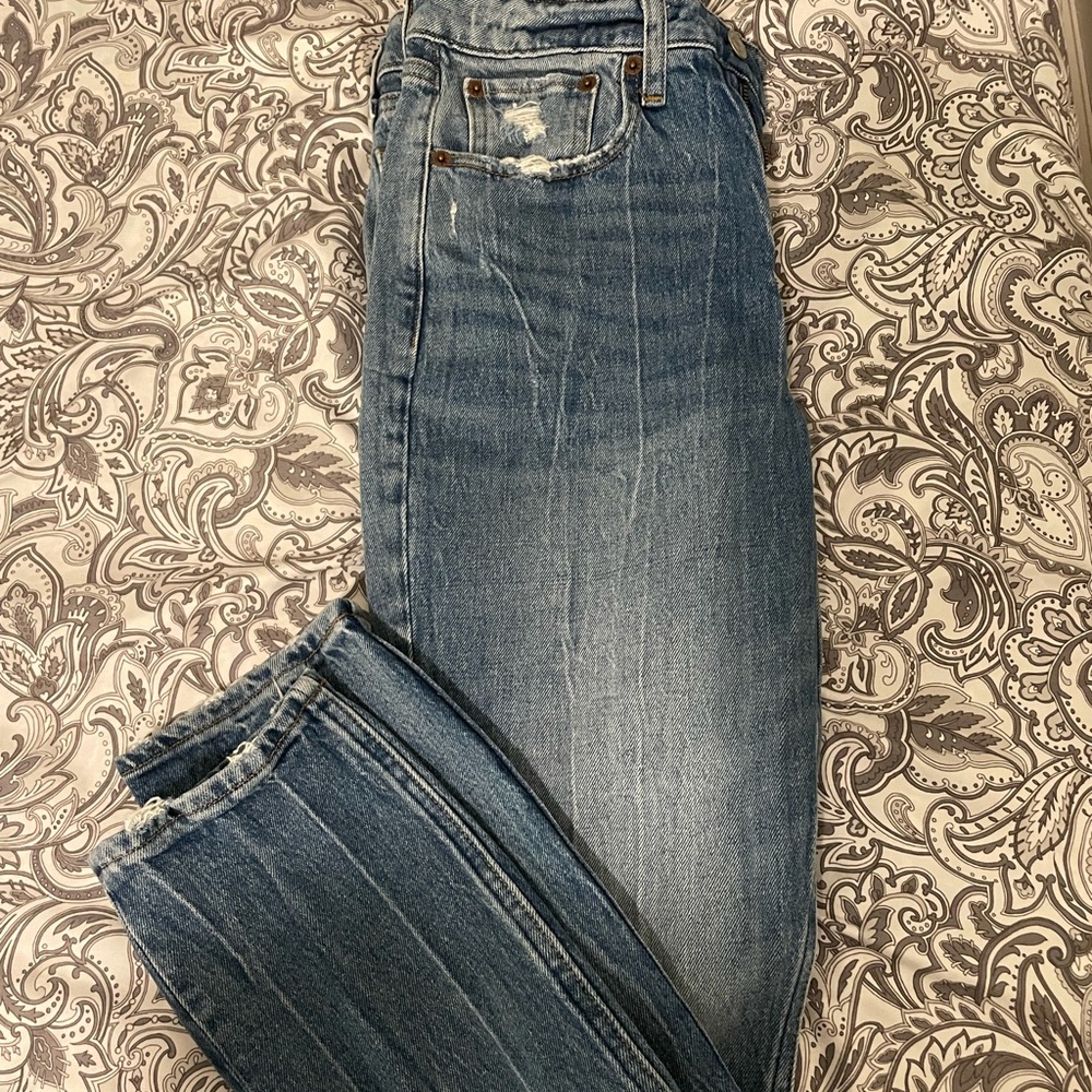 Abercrombie high rise mom jean